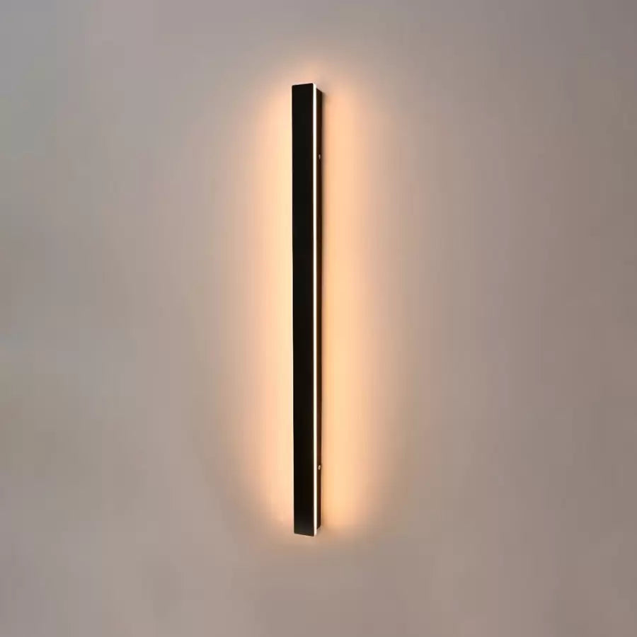 Saul 25W Outdoor LED Wall Lamp Black White