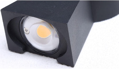 Han Outdoor LED Wall Lamp, 12W, Metal, Black