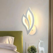 LILY LED Wall Lamp 15W Petal Cold/Warm/Neutral Light Acrylic and White Metal