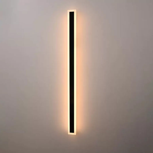 Mack 32W Outdoor LED Wall Lamp Black White